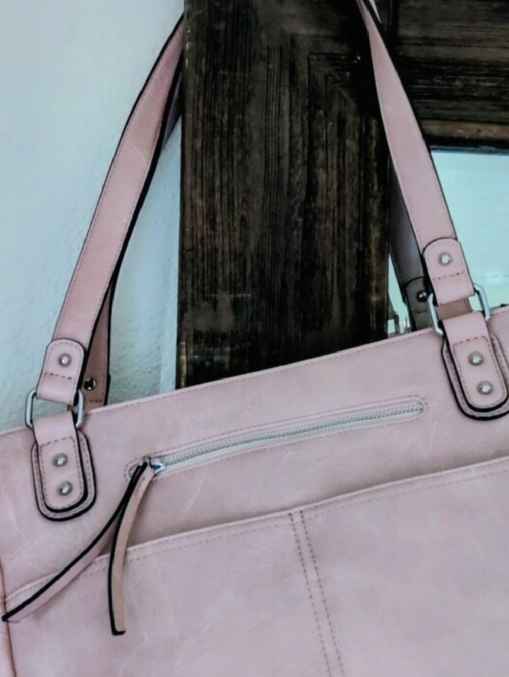 Leather Women’s Blush Pink Shoulder Bag - Picture 2 of 13